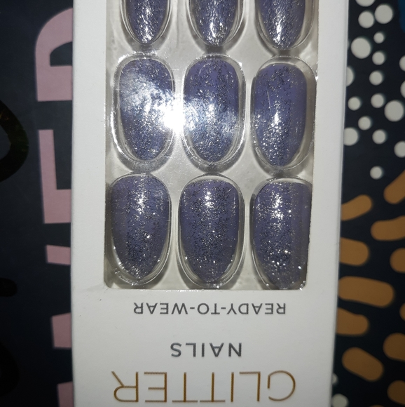 Press on nails - Picture 5 of 6